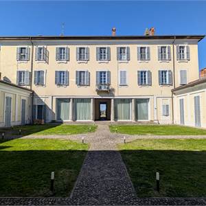 3 locali In Vendita a Abbiategrasso