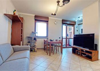 Bilocale 67 mq al quarto piano