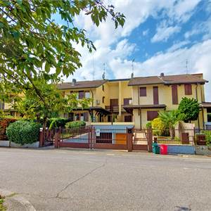 Villetta schiera In Vendita a Abbiategrasso