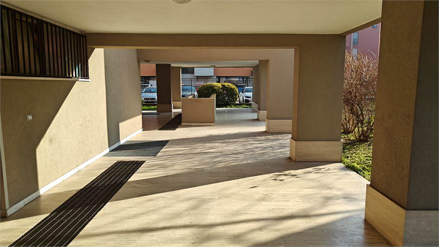 PORTICO CONDOMINIALE