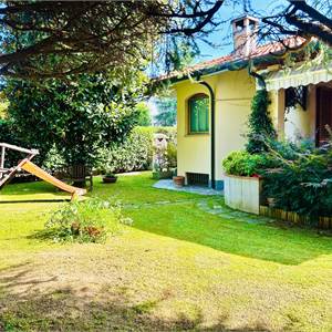 Villa In Vendita a Abbiategrasso