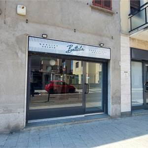 Negozio In Vendita a Abbiategrasso