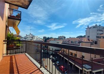 4 locali in centro